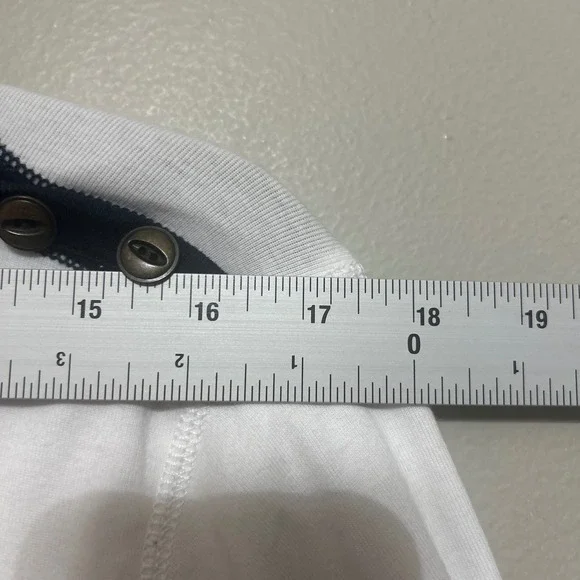 Ralph Lauren Women's Top XL White Navy Nautical Button Shoulder 3/4 Sleeve Tee - Picture 8 of 9